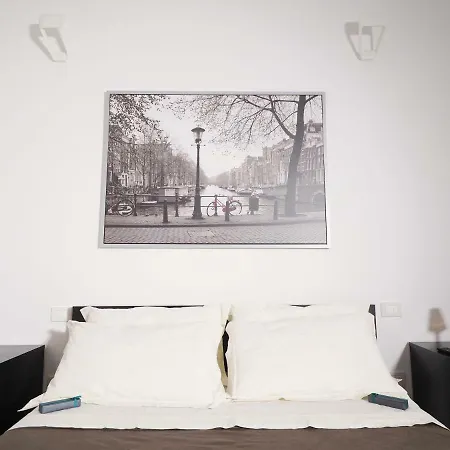 Turati 3 Lejlighed *