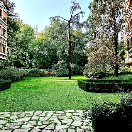 Apartment Turati 3 Milan