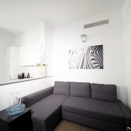Turati 3 Apartment Milan